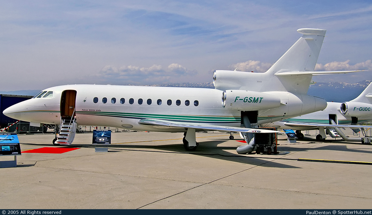 Photo of F-GSMT - Dassault Falcon 900EX operated by Dassault Aviation