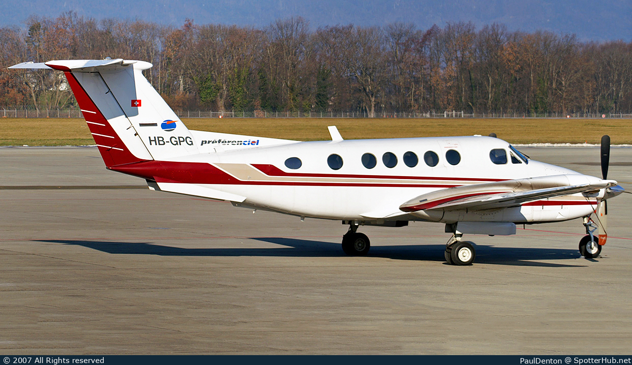 Photo of HB-GPG - Beechcraft 200 Super King Air operated by Private
