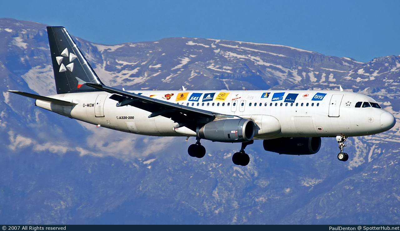 Photo of G-MIDW - Airbus A320-232 operated by bmi British Midland