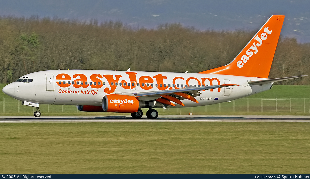 Photo of G-EZKB - Boeing 737-73V operated by easyJet