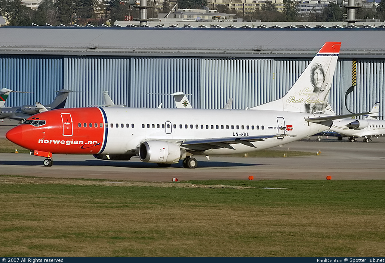 Photo of LN-KKL - Boeing 737-36N operated by Norwegian Air Shuttle