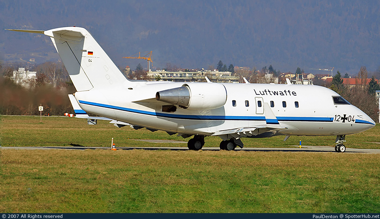 Photo of 12+04 - Bombardier Challenger 601-3A operated by German Air Force