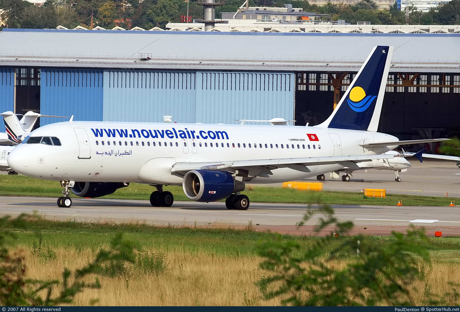 Photo of TS-INL - Airbus A320-212 operated by Nouvelair