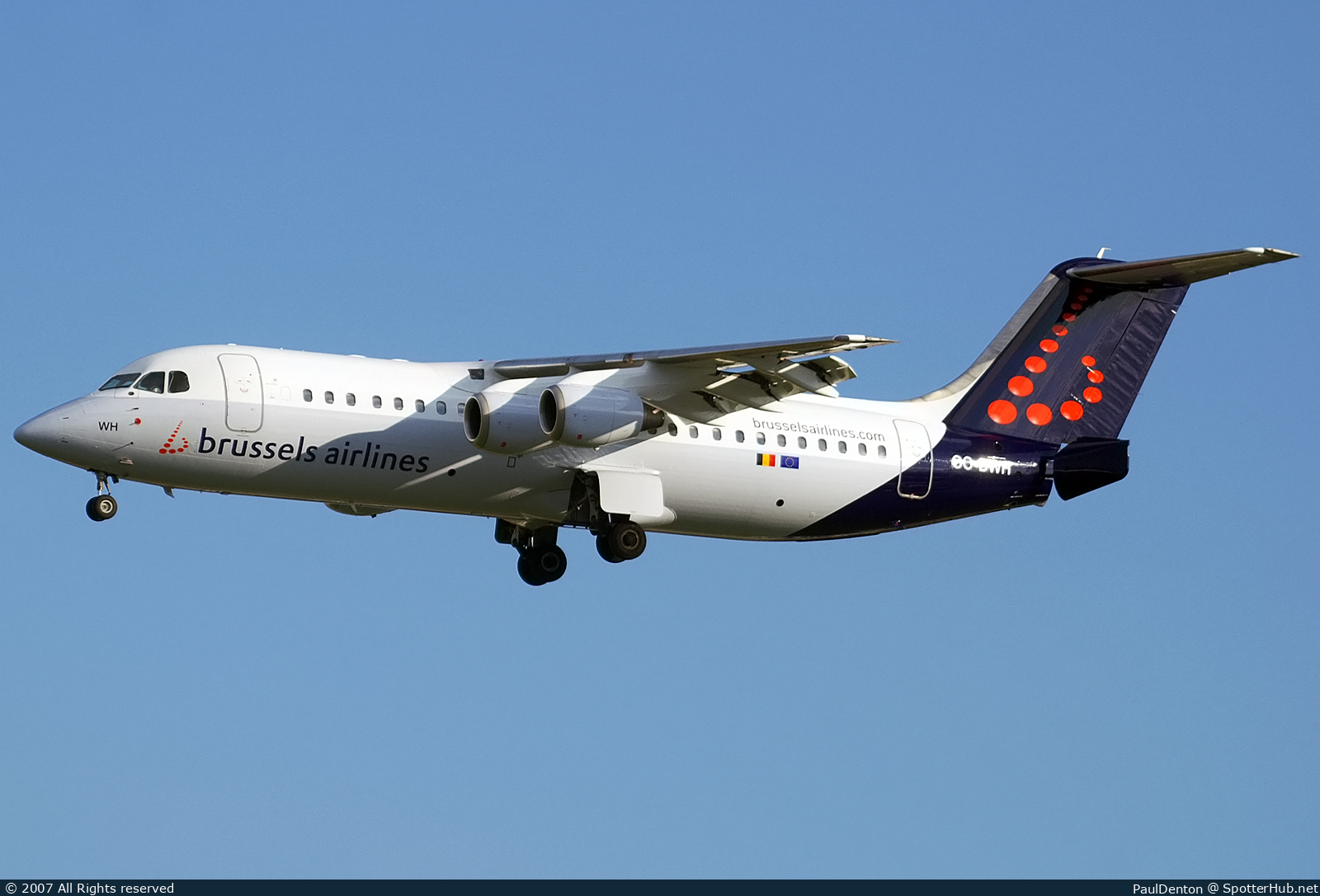 Photo of OO-DWH - British Aerospace Avro RJ100 operated by Brussels Airlines