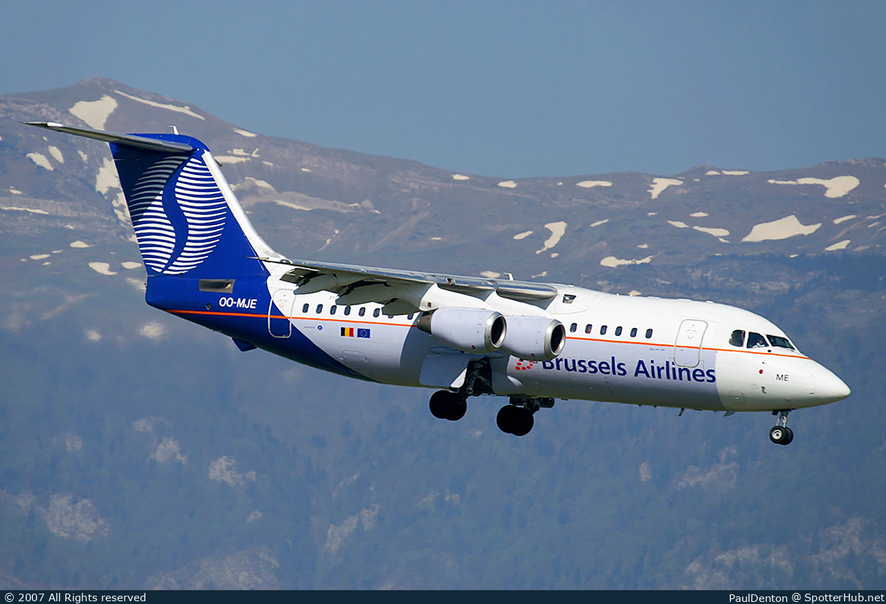 Photo of OO-MJE - British Aerospace 146-200 operated by Brussels Airlines
