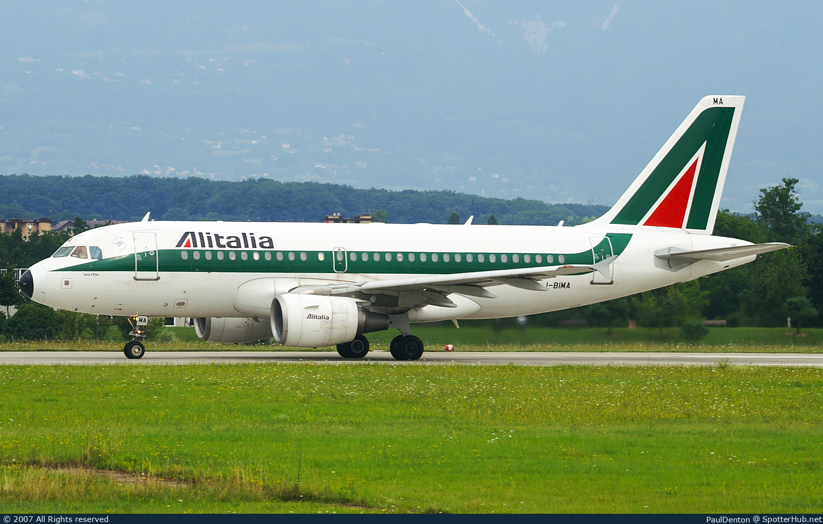 Photo of I-BIMA - Airbus A319-112 operated by Alitalia