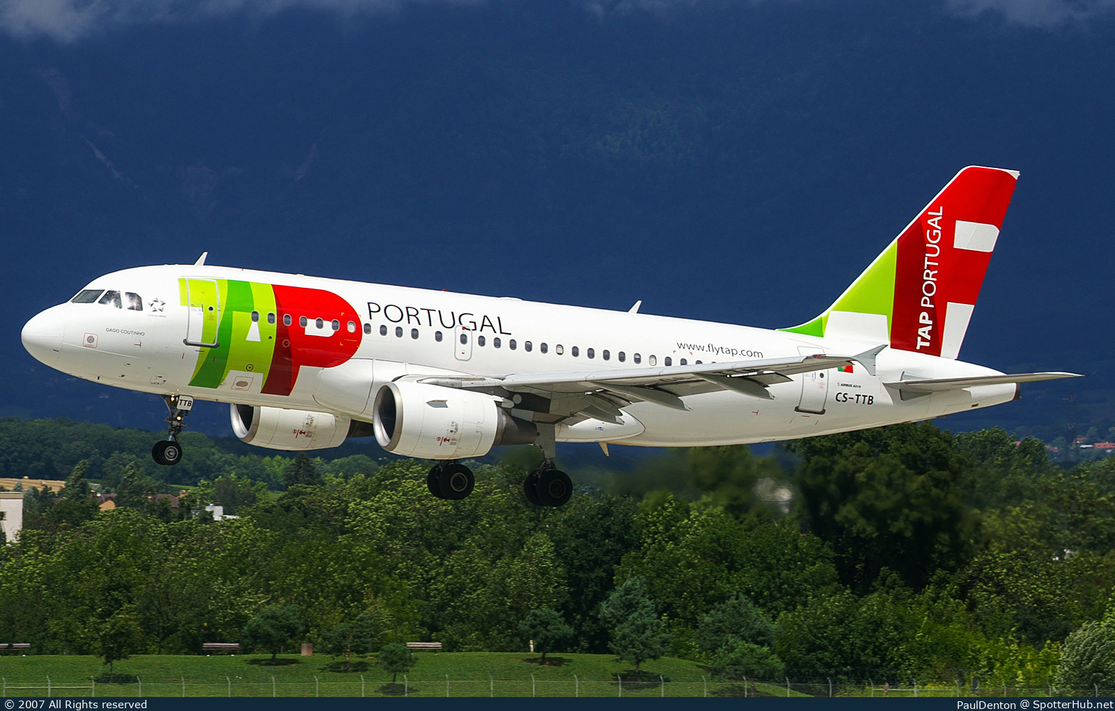 Photo of CS-TTB - Airbus A319-111 operated by TAP Air Portugal