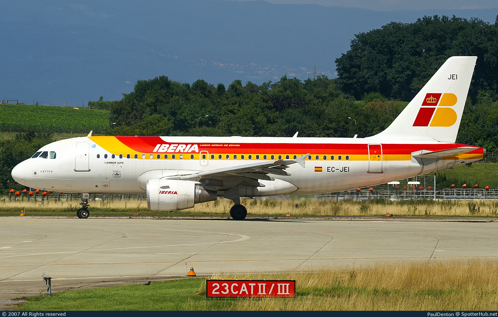Photo of EC-JEI - Airbus A319-111 operated by Iberia