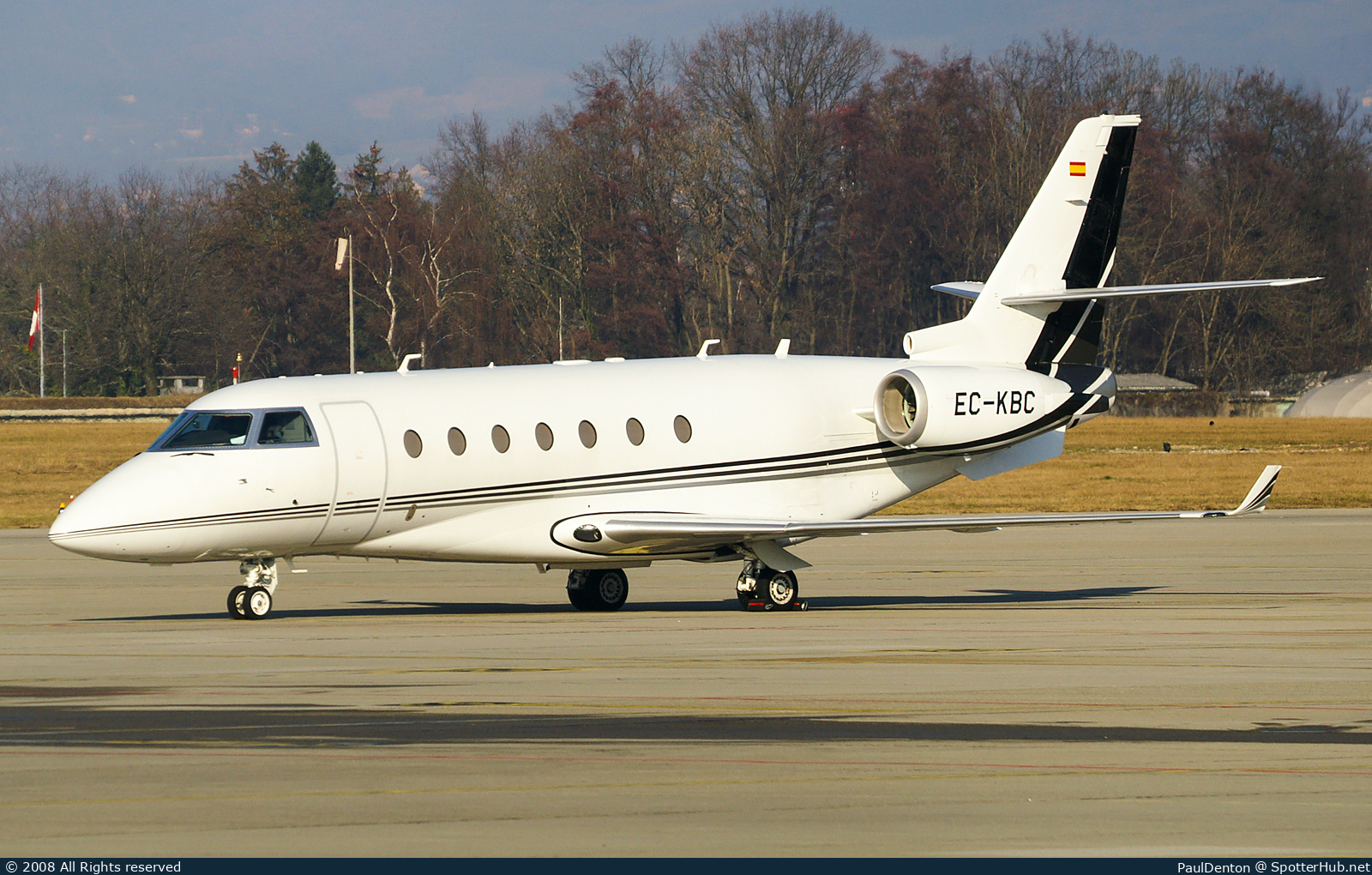 Photo of EC-KBC - Gulfstream G200 operated by Global Jet Austria