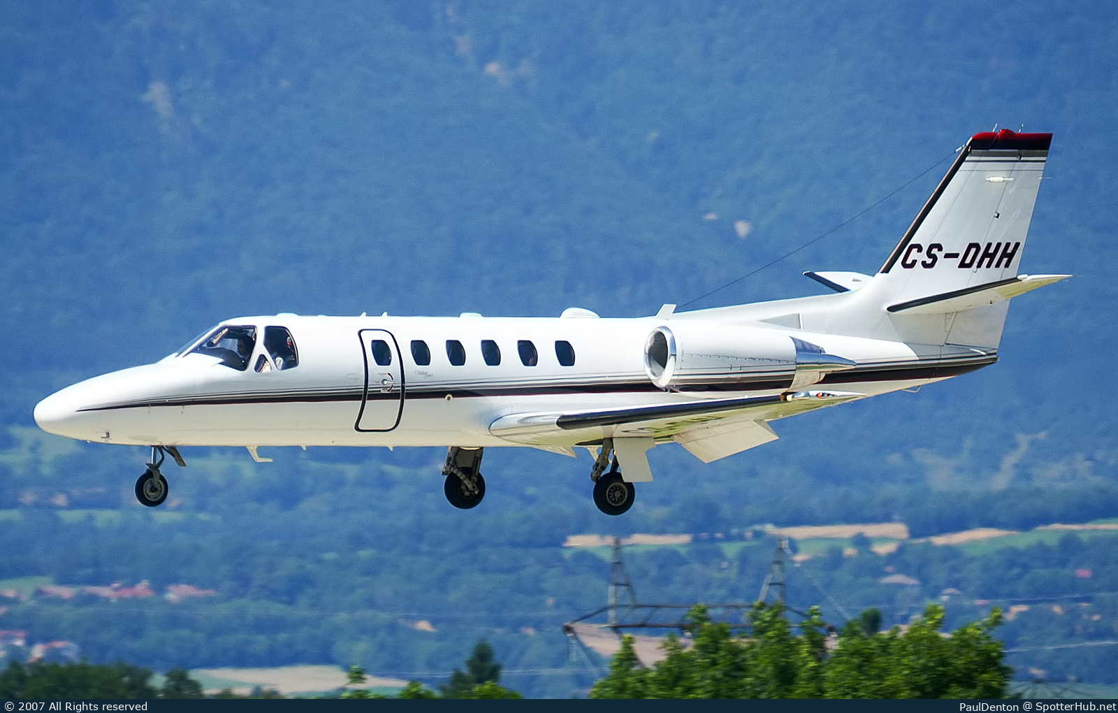 Photo of CS-DHH - Cessna 550B Citation Bravo operated by NetJets Europe