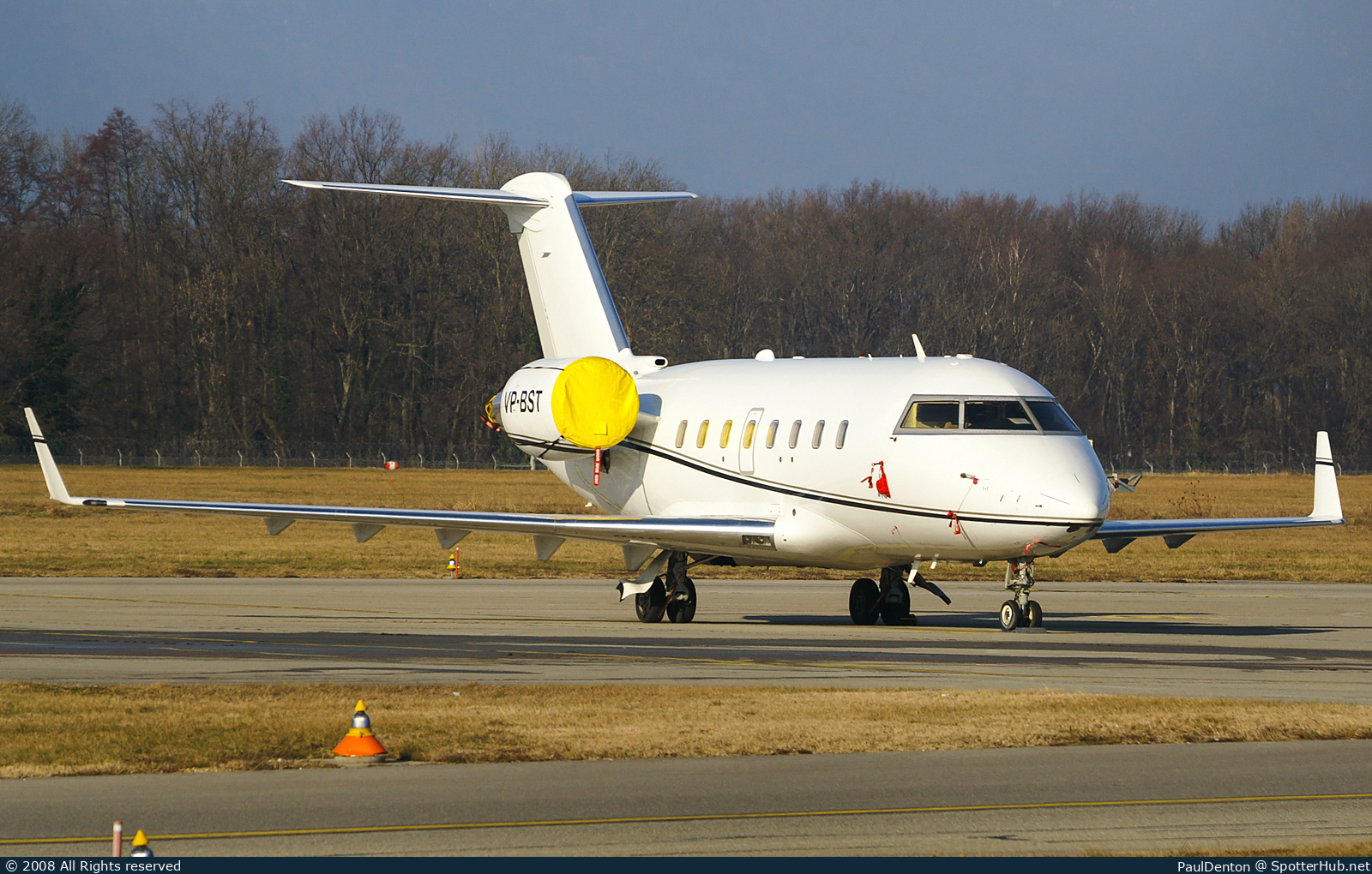 Photo of VP-BST - Bombardier Challenger 604 operated by Private