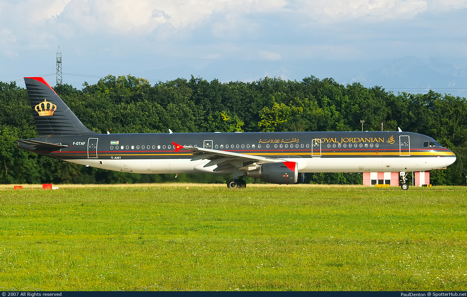Photo of F-GTAF - Airbus A321-211 operated by Royal Jordanian Airlines