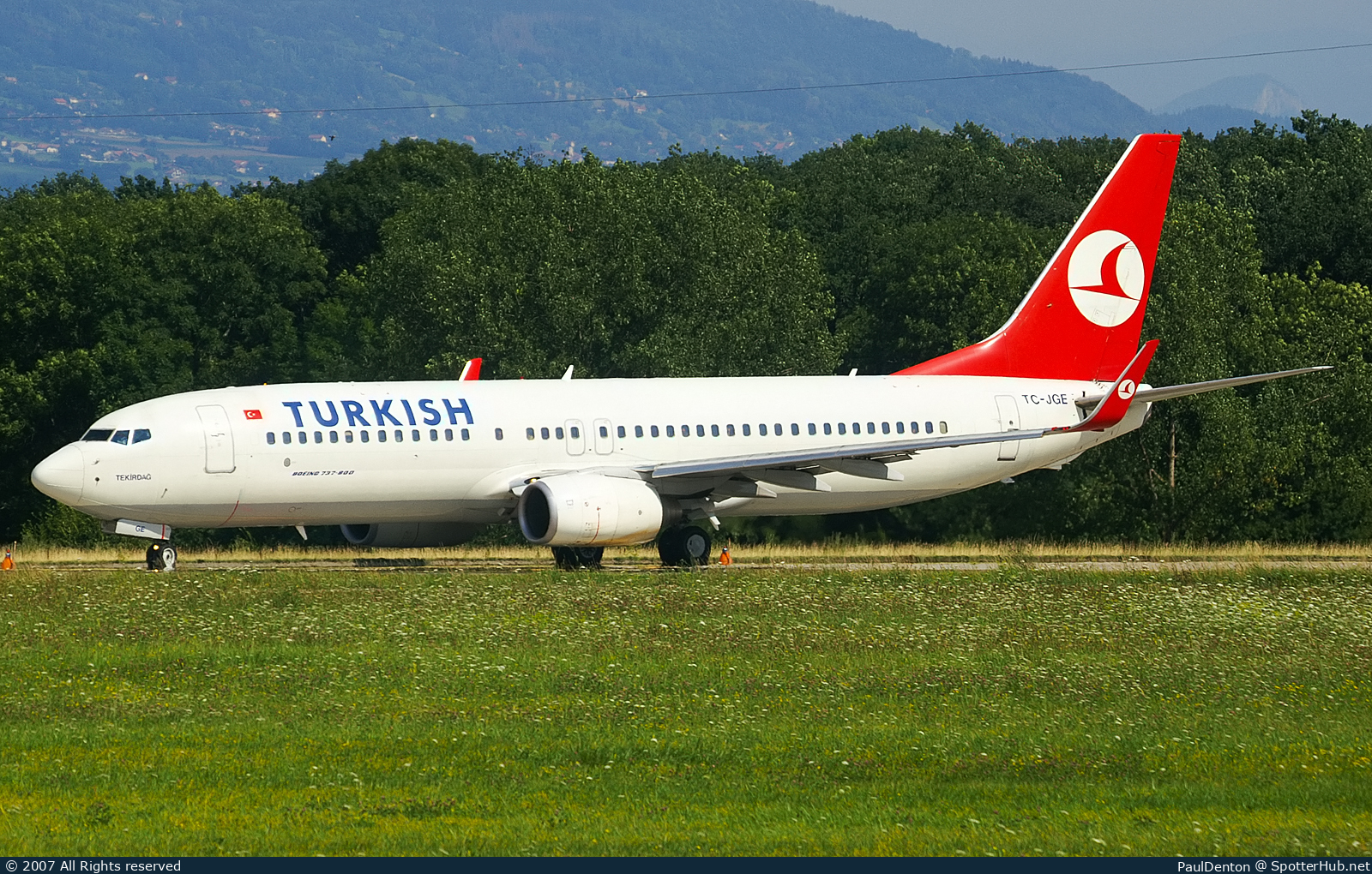 Photo of TC-JGE - Boeing 737-8F2 operated by Turkish Airlines