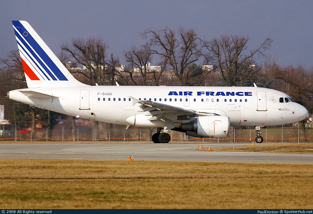 Photo of F-GUGD - Airbus A318-111 operated by Air France