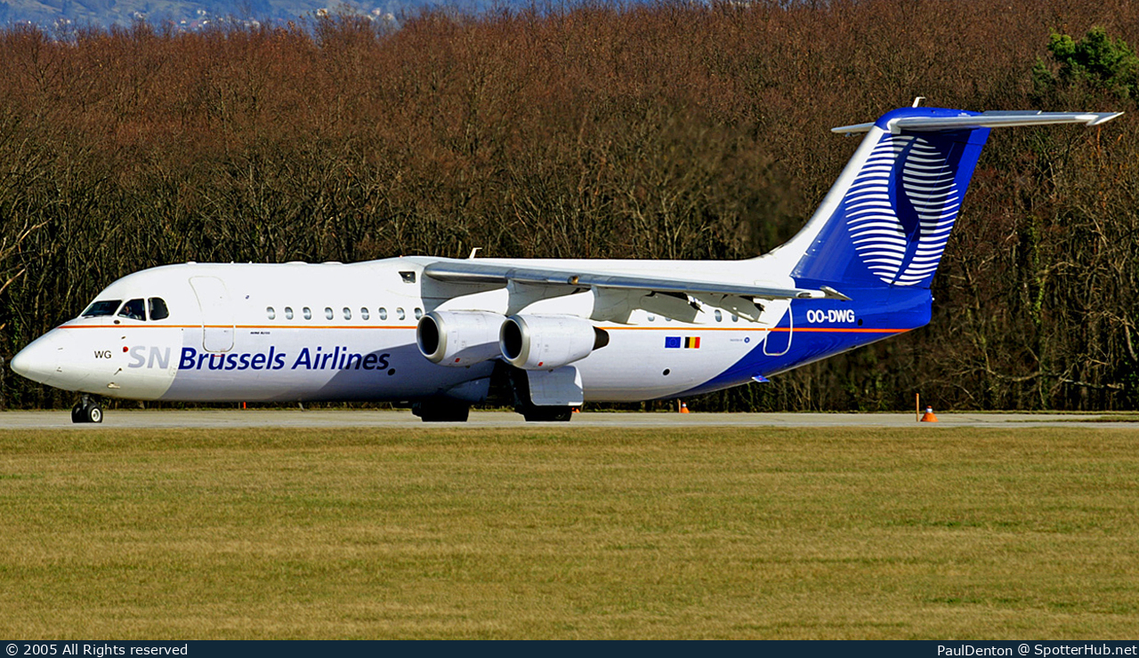 Photo of OO-DWG - British Aerospace Avro RJ100 operated by SN Brussels Airlines