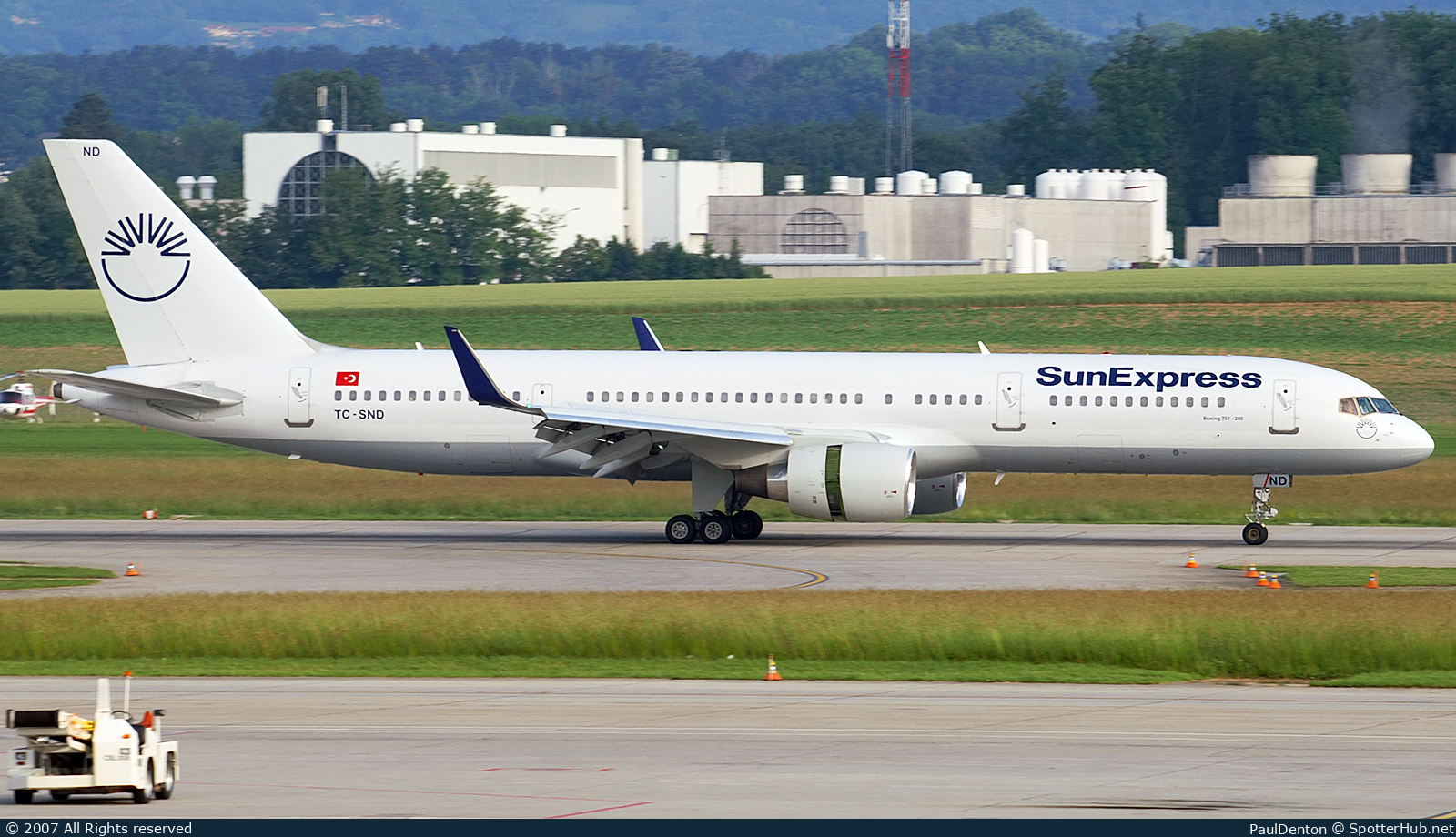 Photo of TC-SND - Boeing 757-2Q8 operated by SunExpress