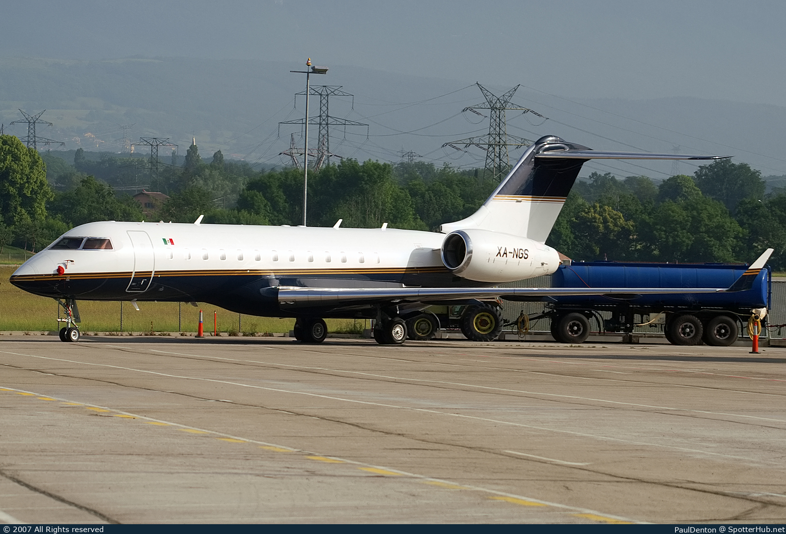Photo of XA-NGS - Bombardier Global Express operated by Aerovitro