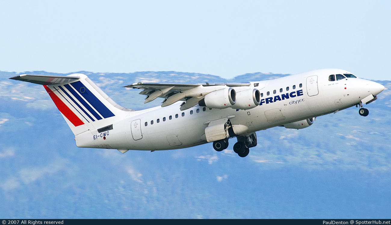 Photo of EI-CWC - British Aerospace 146-200 operated by Air France (opb CityJet)