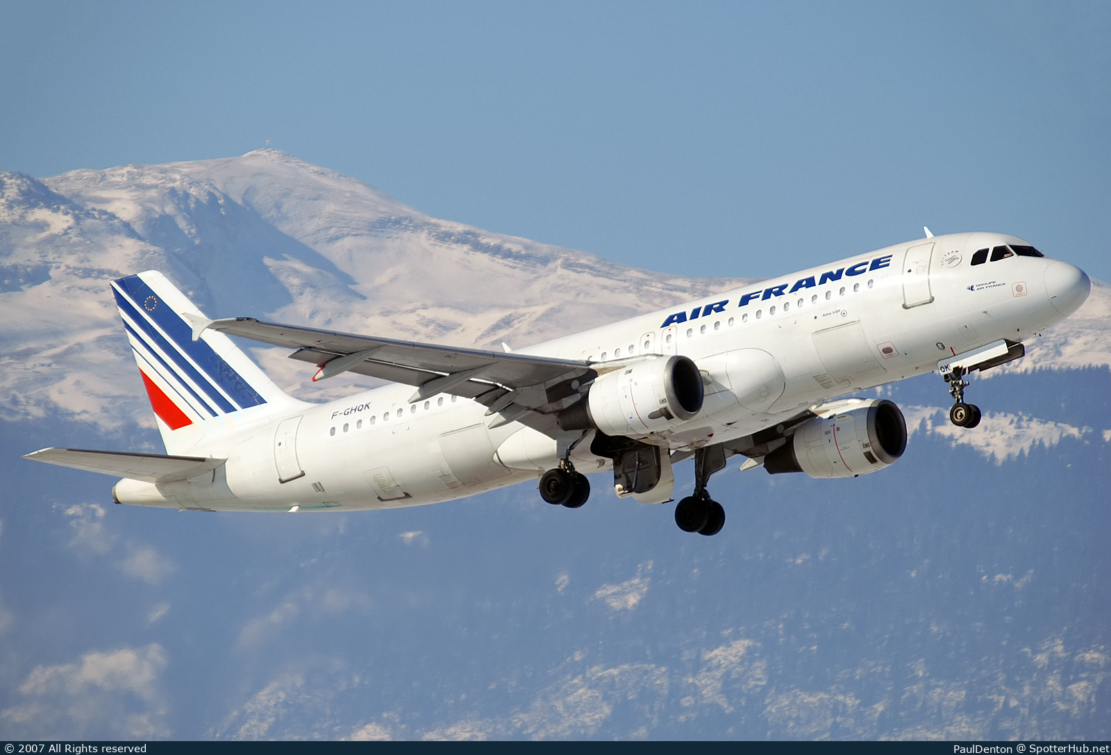 Photo of F-GHQK - Airbus A320-211 operated by Air France