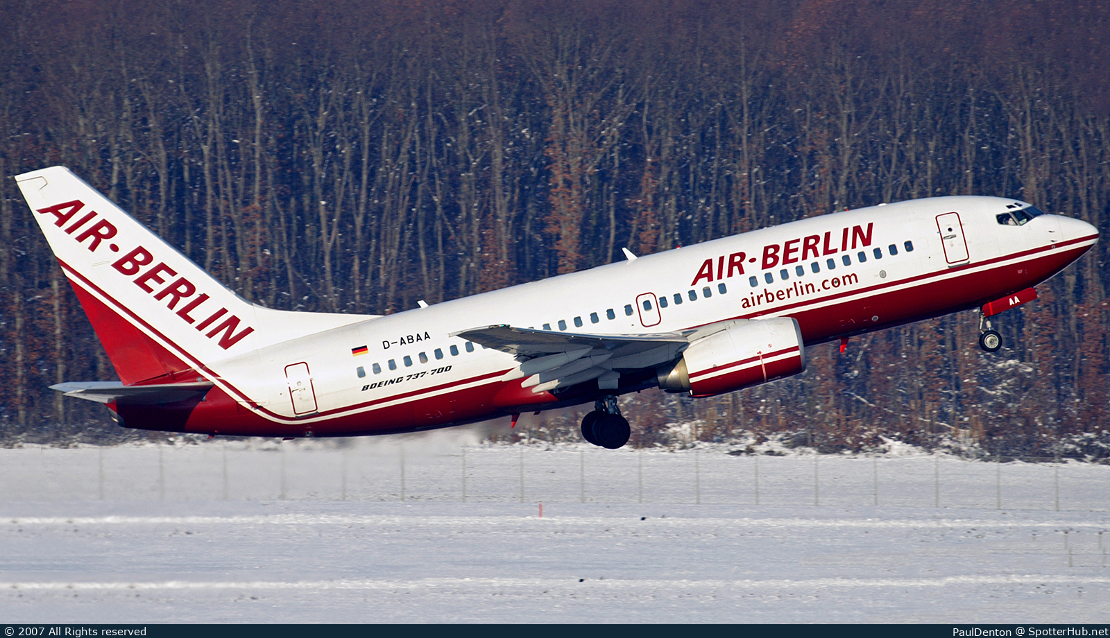 Photo of D-ABAA - Boeing 737-76Q operated by Air Berlin