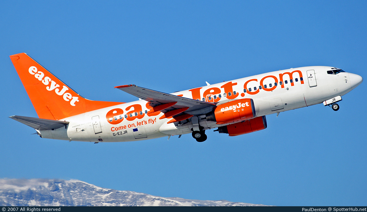 Photo of G-EZJR - Boeing 737-73V operated by easyJet