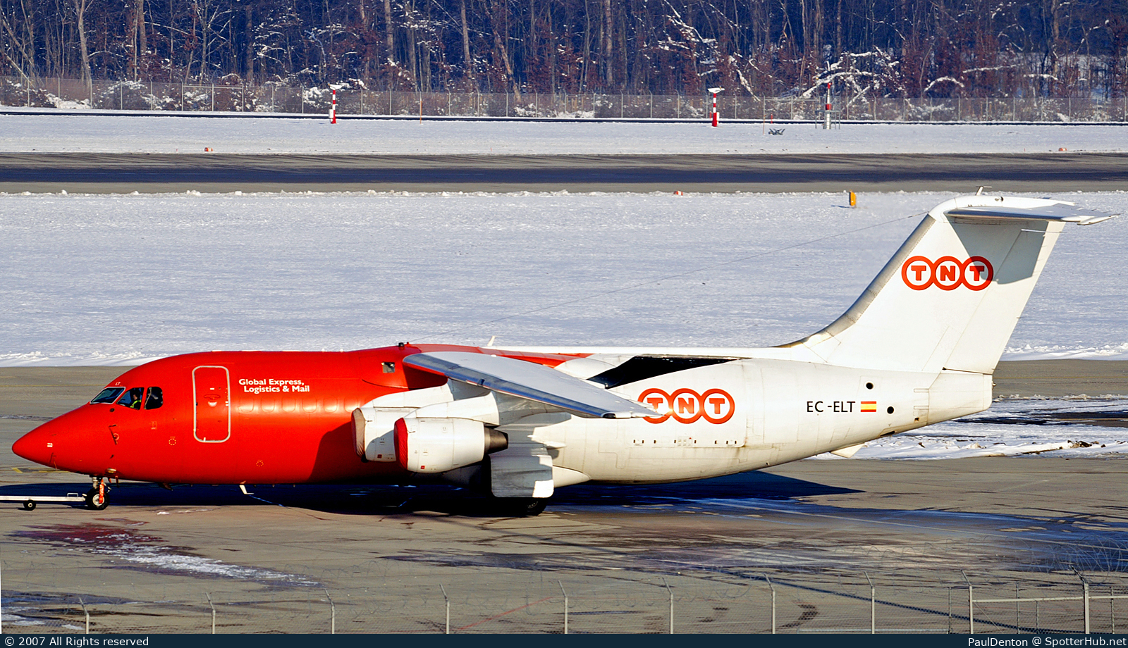 Photo of EC-ELT - British Aerospace 146-200(QT) operated by TNT Airways (opb PAN Air Líneas Aéreas)