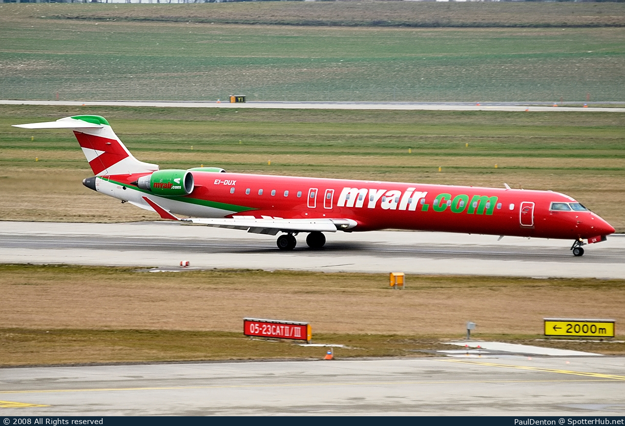 Photo of EI-DUX - Bombardier CRJ-900ER operated by MyAir