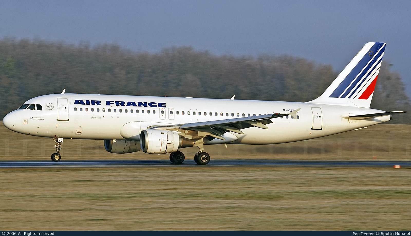 Photo of F-GFKO - Airbus A320-211 operated by Air France