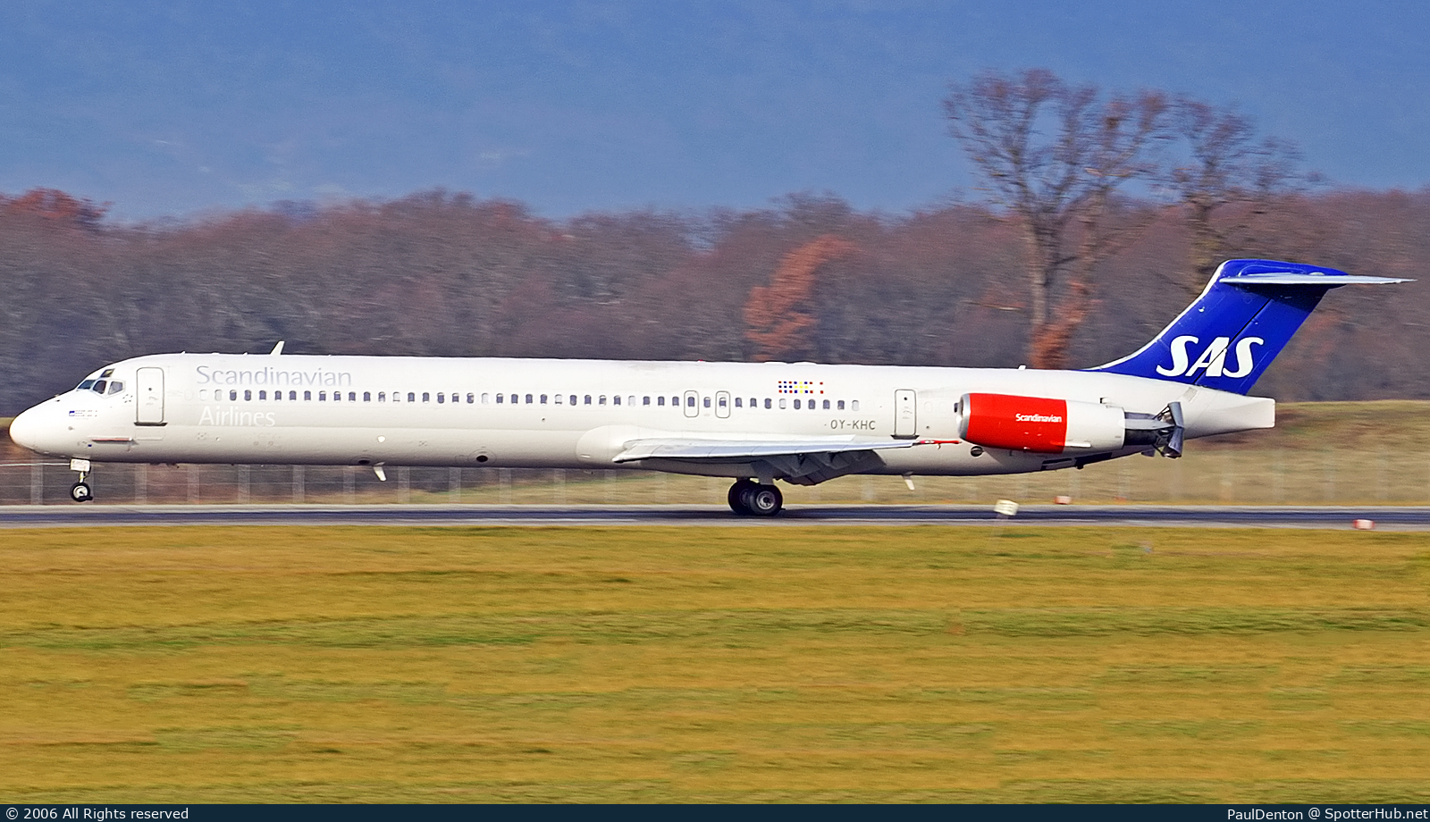 Photo of OY-KHC - McDonnell Douglas MD-82 operated by SAS Scandinavian Airlines