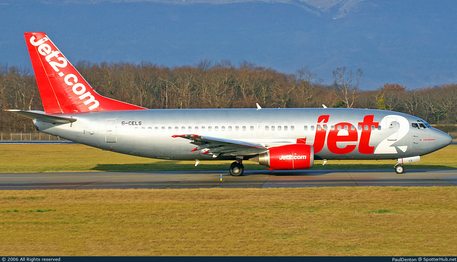 Photo of G-CELS - Boeing 737-377 operated by Jet2