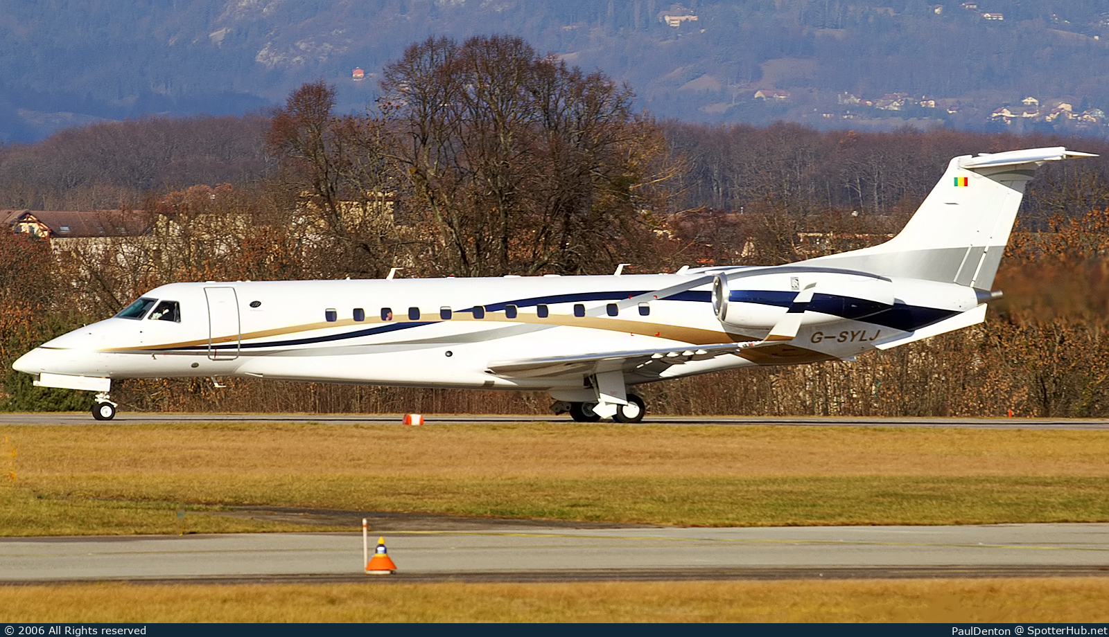 Photo of G-SYLJ - Embraer Legacy 600 operated by TAG Aviation UK