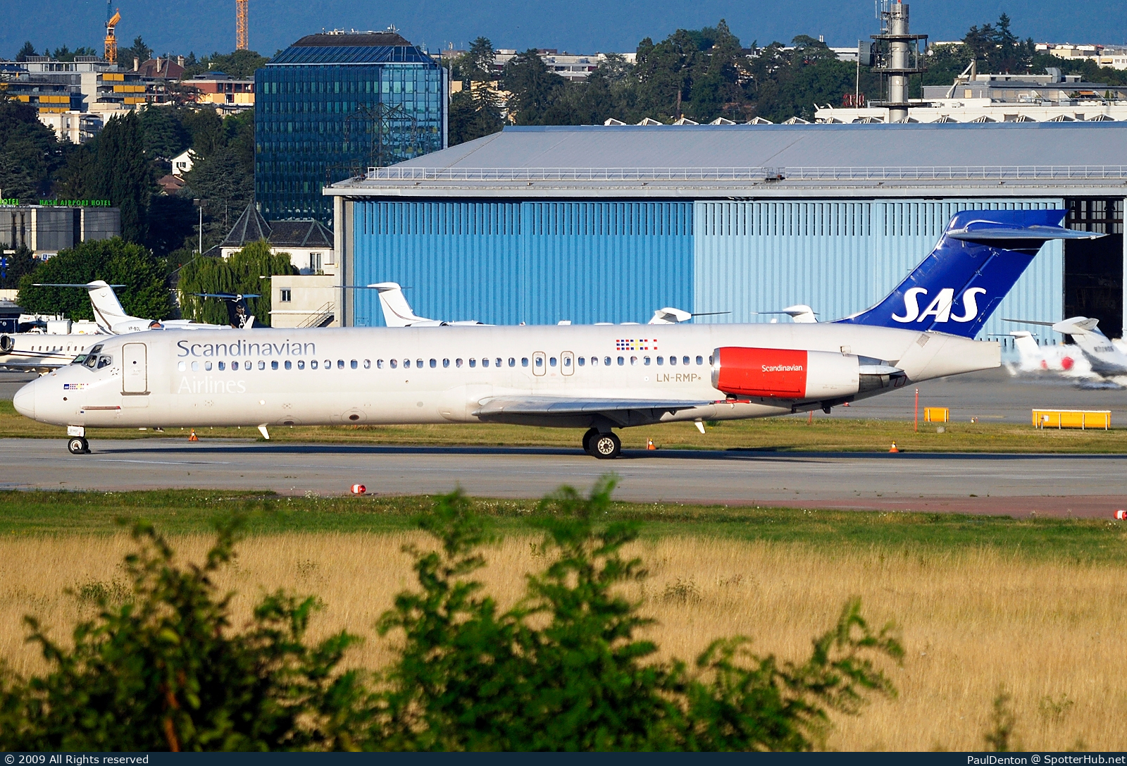 Photo of LN-RMP - McDonnell Douglas MD-87 operated by SAS Scandinavian Airlines