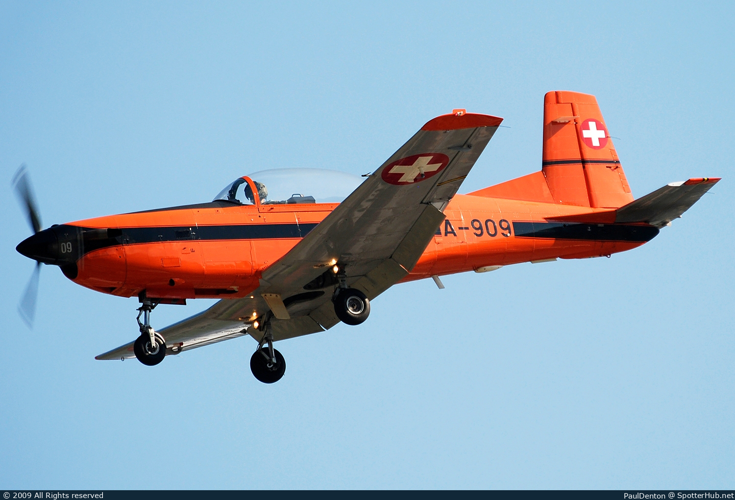 Photo of A-909 - Pilatus PC-7 operated by Swiss Air Force
