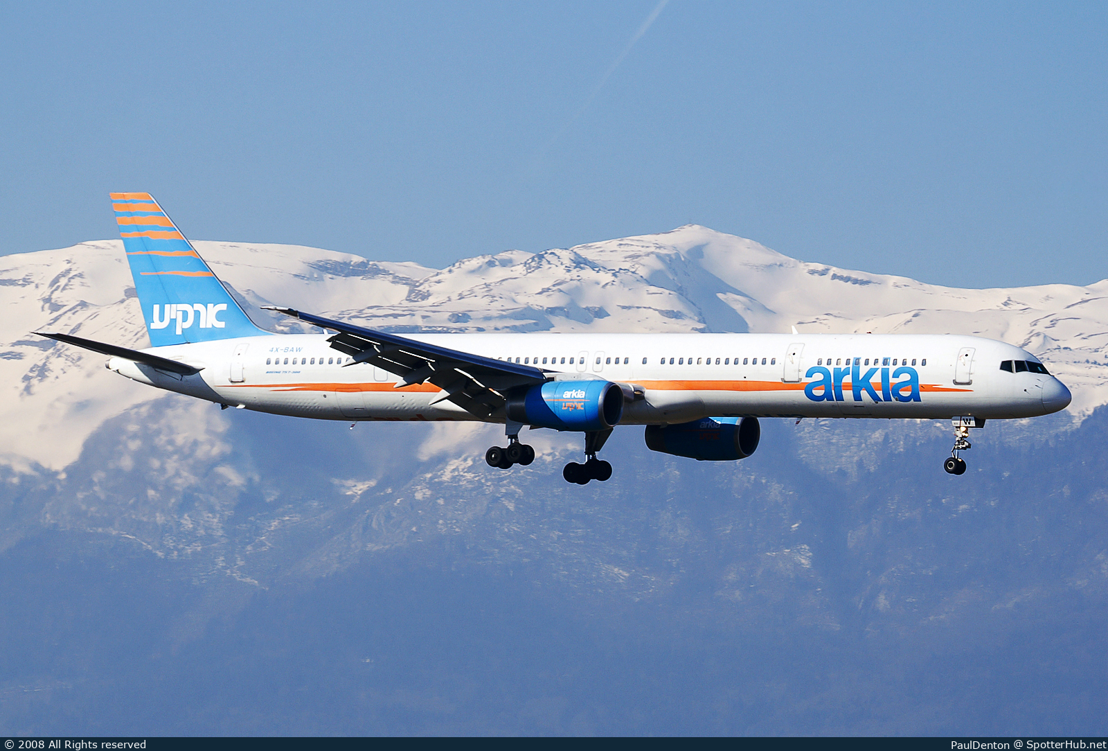 Photo of 4X-BAW - Boeing 757-3E7 operated by Arkia Israeli Airlines