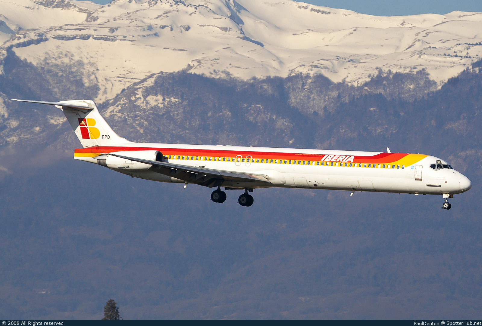 Photo of EC-FPD - McDonnell Douglas MD-88 operated by Iberia