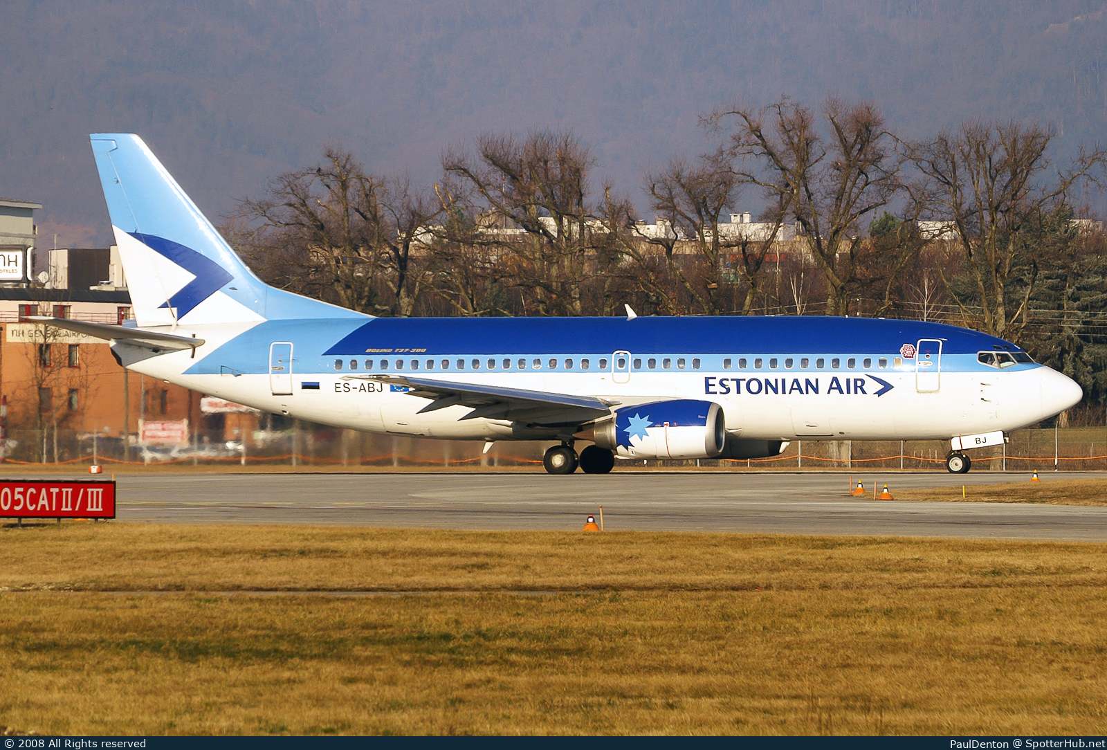 Photo of ES-ABJ - Boeing 737-33R operated by Estonian Air
