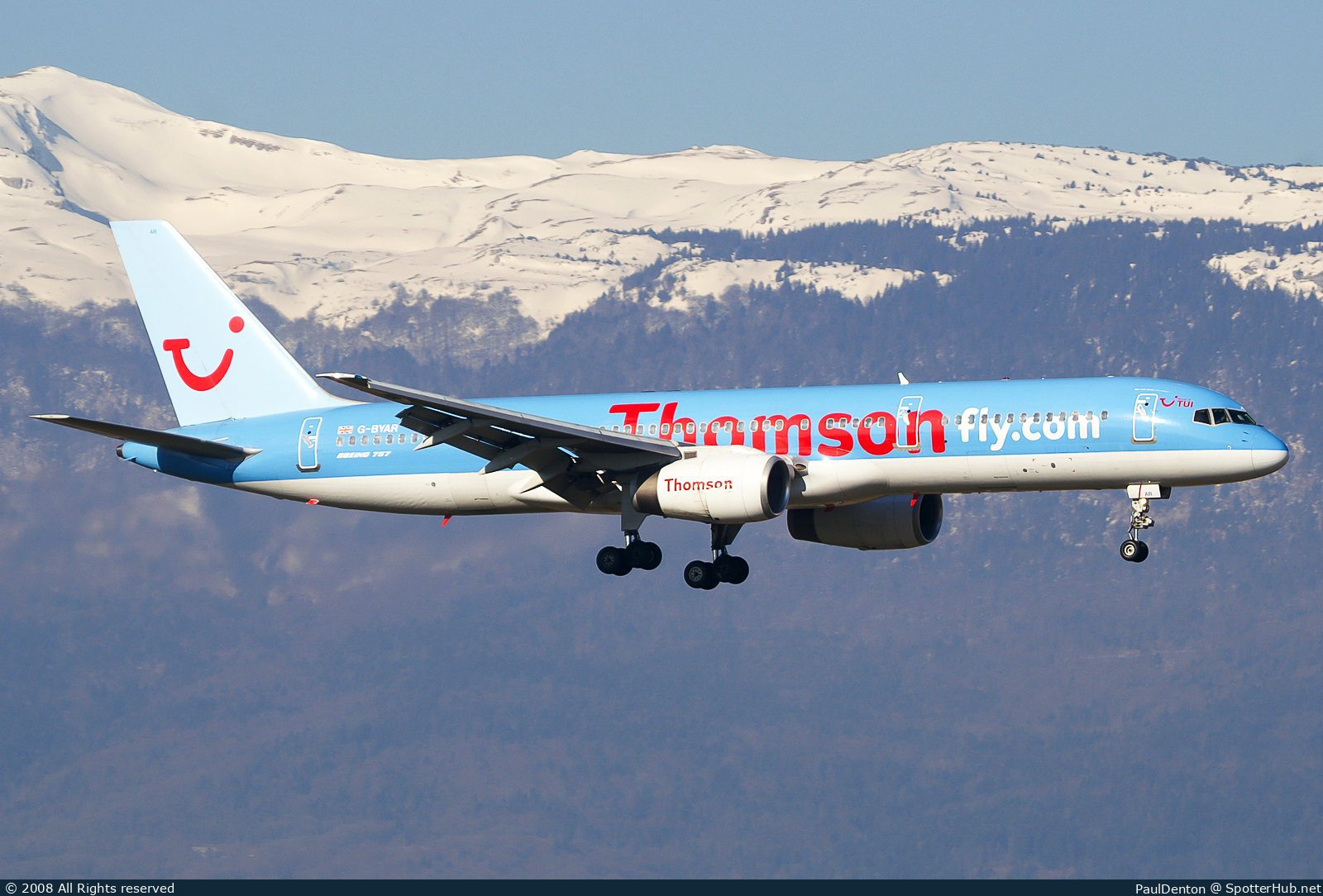 Photo of G-BYAR - Boeing 757-204 operated by Thomsonfly