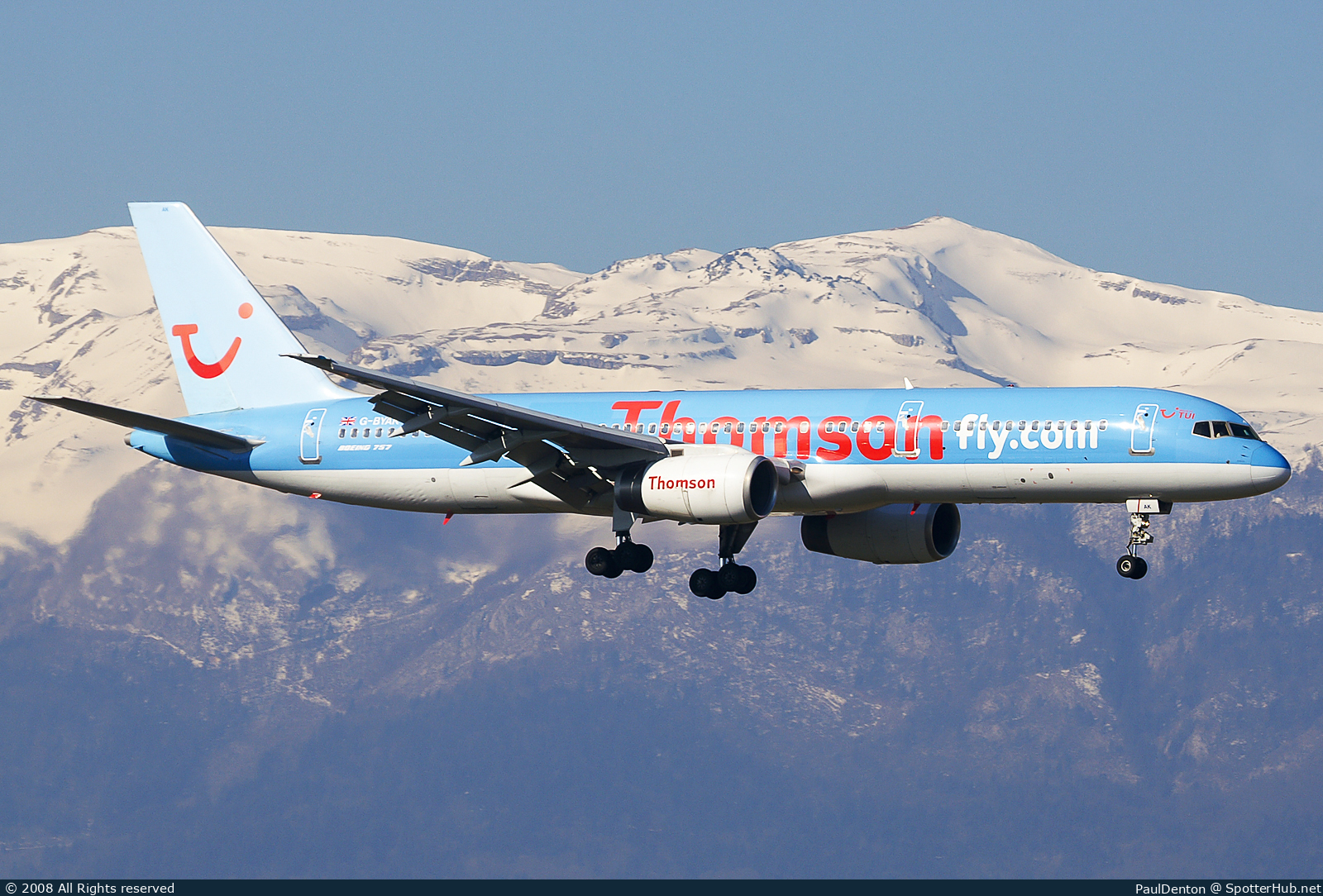 Photo of G-BYAK - Boeing 757-204 operated by Thomsonfly