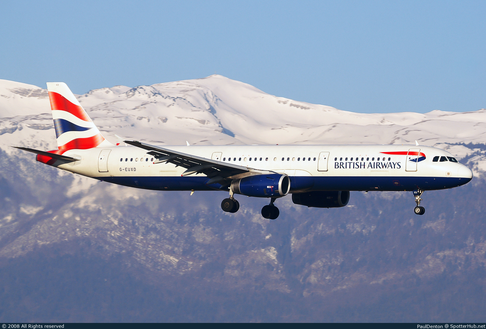 Photo of G-EUXD - Airbus A321-231 operated by British Airways