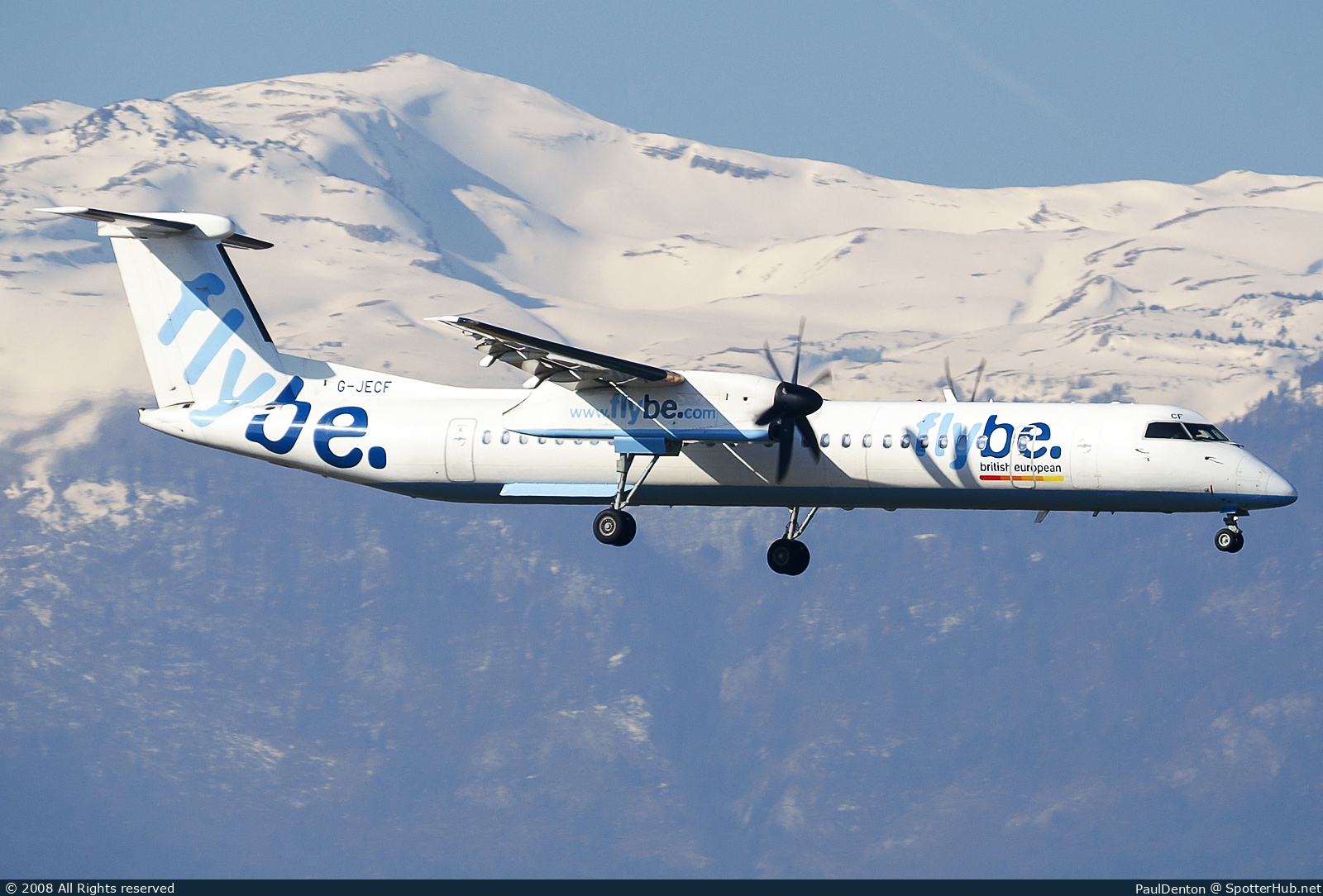 Photo of G-JECF - Bombardier DHC-8-402 Dash 8 Q400 operated by flybe