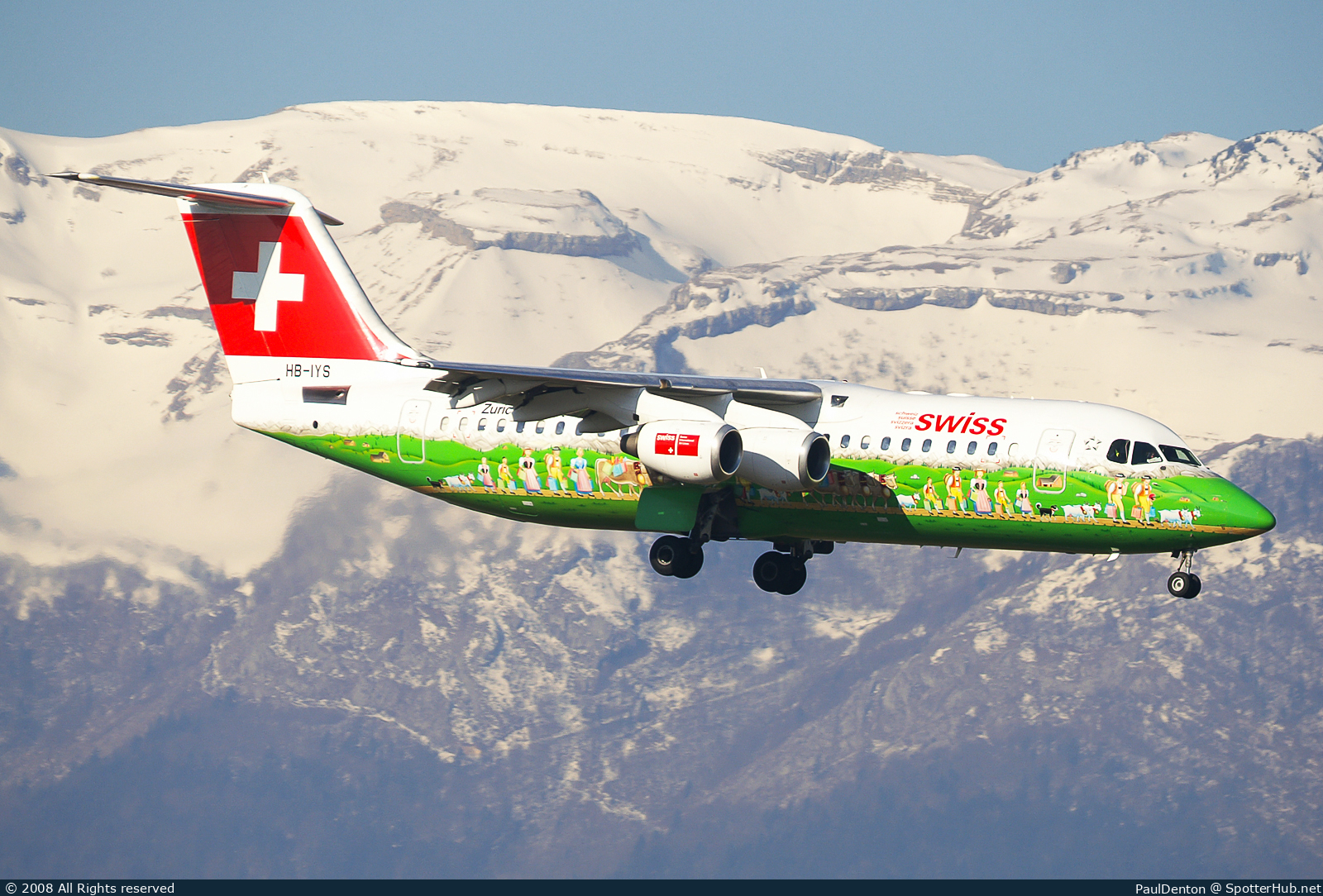 Photo of HB-IYS - British Aerospace Avro RJ100 operated by Swiss International Air Lines