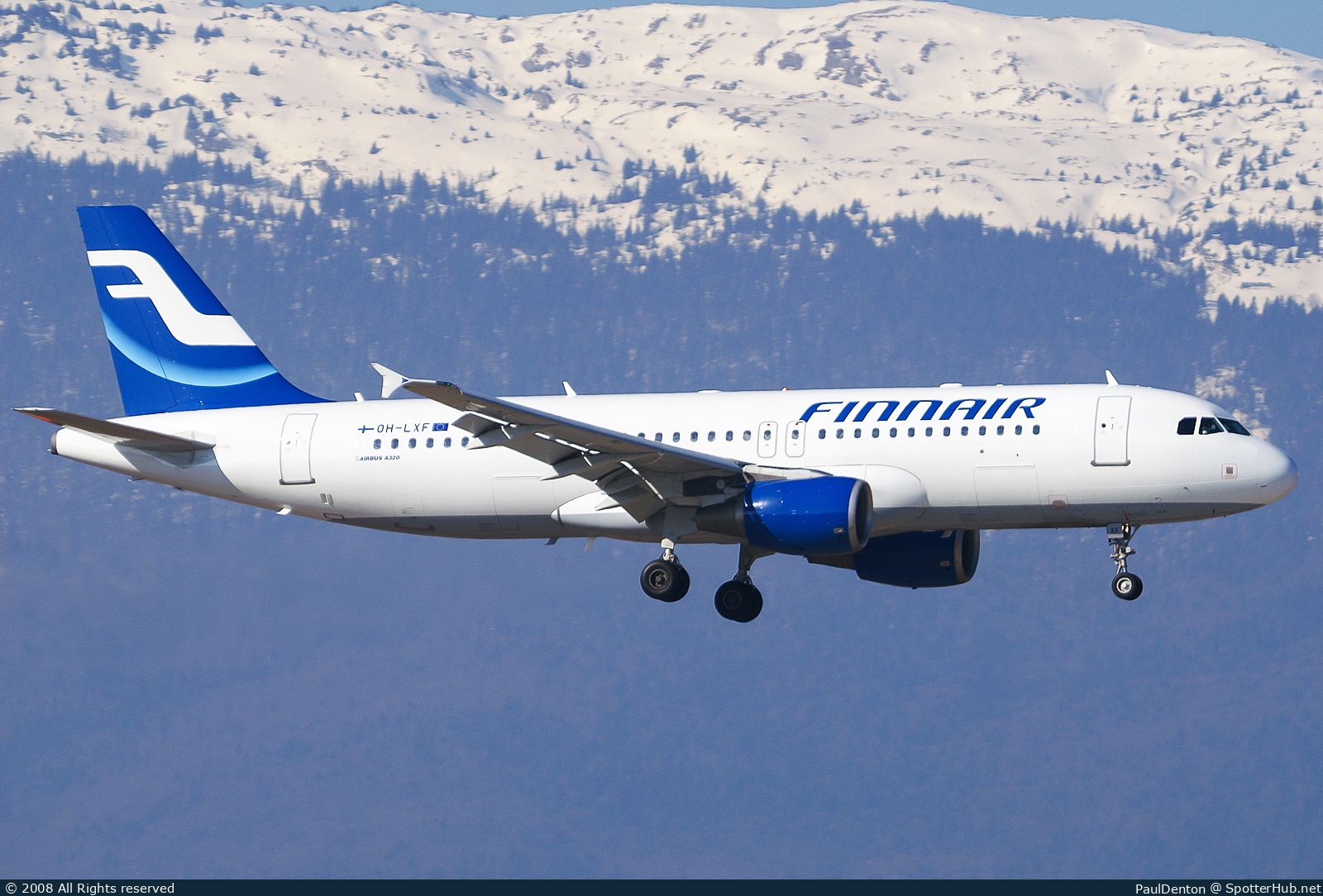Photo of OH-LXF - Airbus A320-214 operated by Finnair
