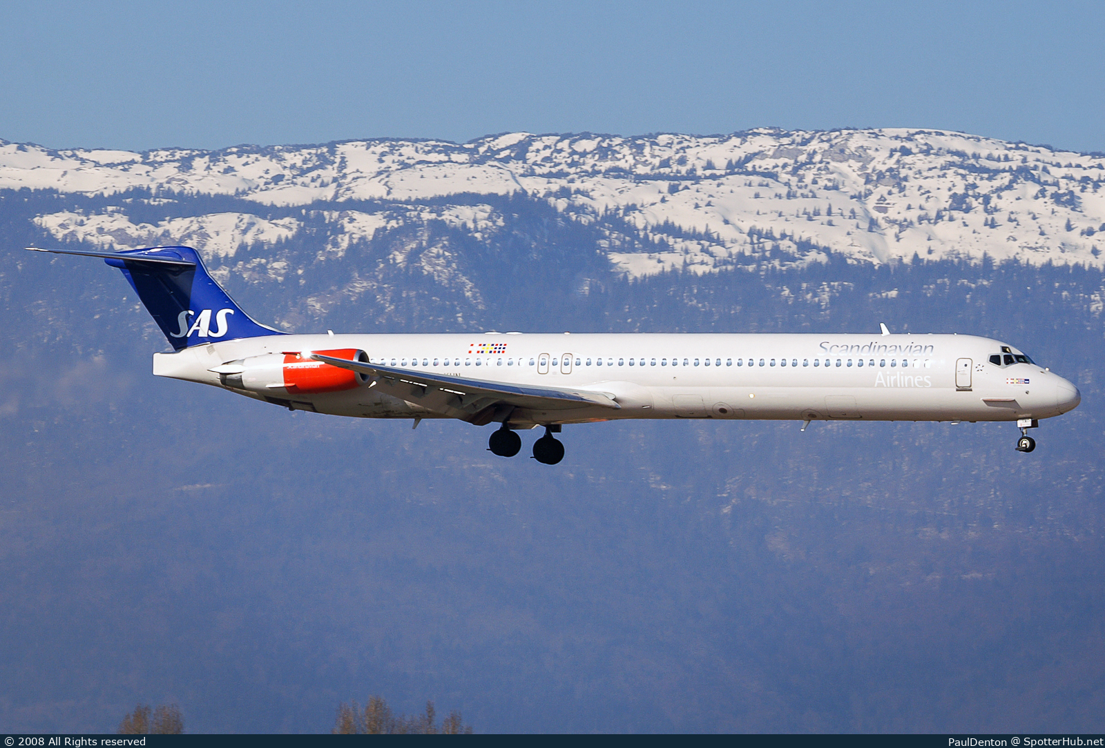 Photo of OY-KHN - McDonnell Douglas MD-82 operated by SAS Scandinavian Airlines