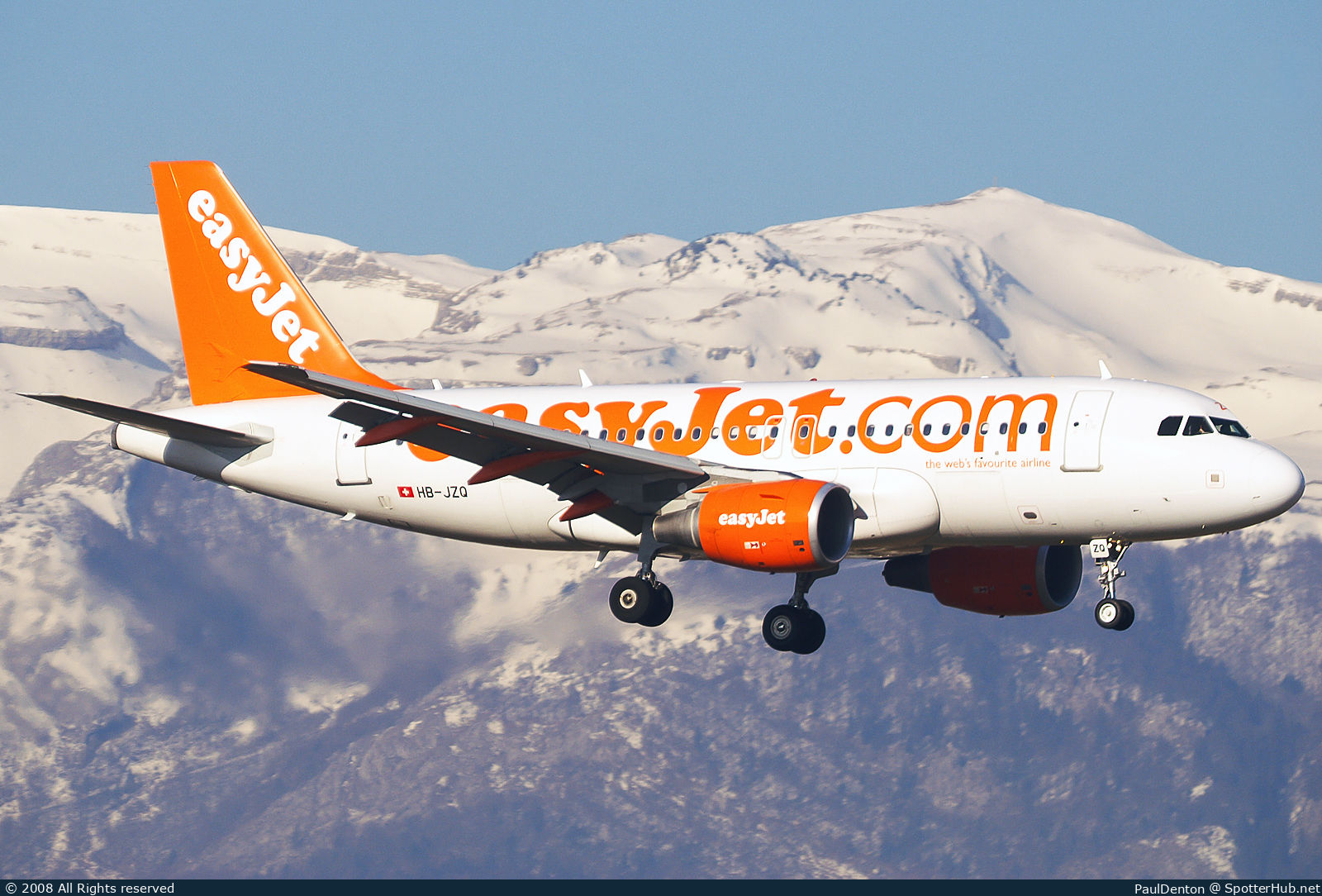 Photo of HB-JZQ - Airbus A319-111 operated by easyJet Switzerland