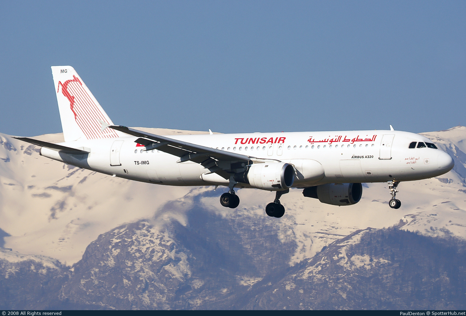Photo of TS-IMG - Airbus A320-211 operated by Tunisair