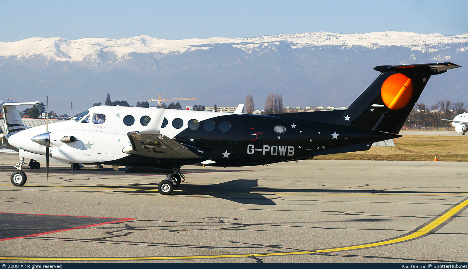 Photo of G-POWB - Beechcraft B300 Super King Air 350 operated by Titan Airways