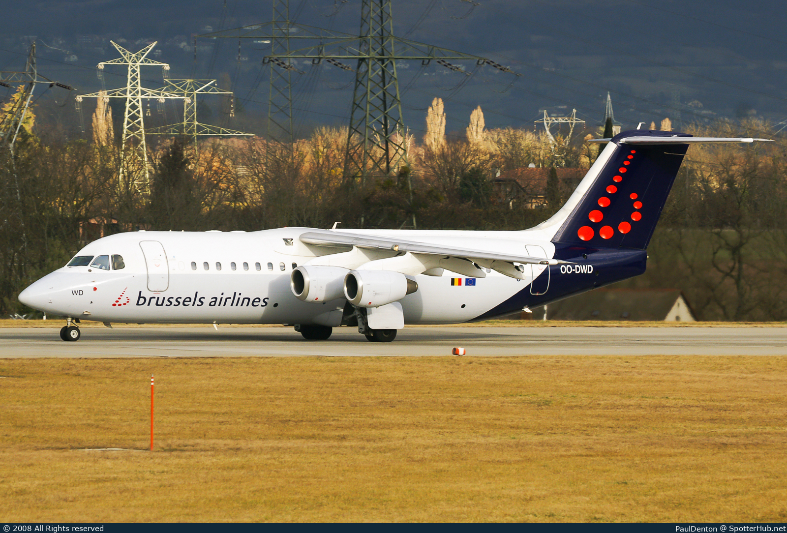 Photo of OO-DWD - British Aerospace Avro RJ100 operated by Brussels Airlines