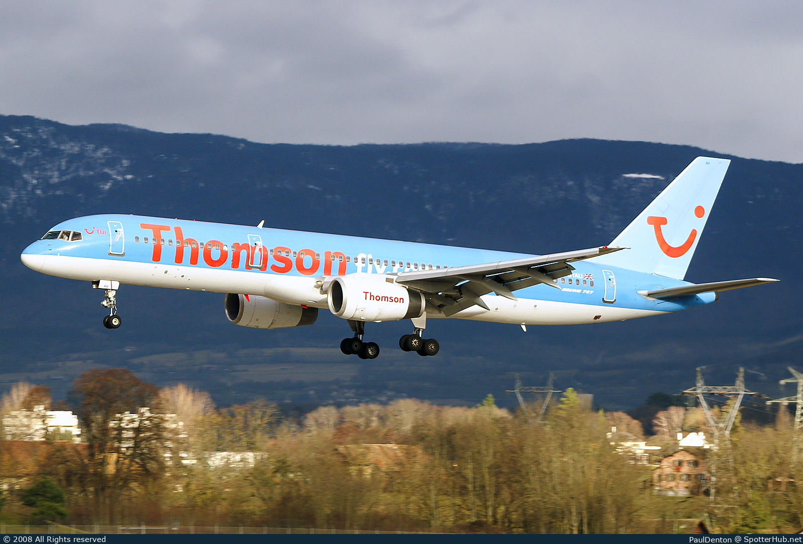 Photo of G-BYAU - Boeing 757-204 operated by Thomsonfly