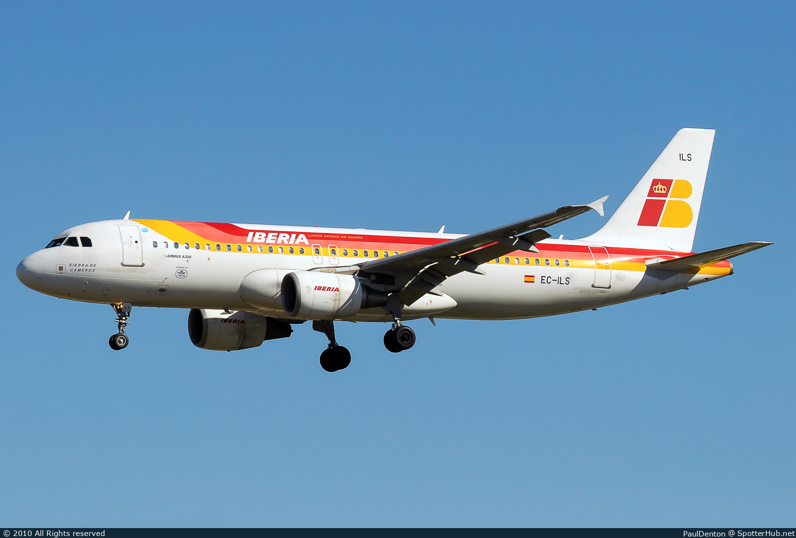 Photo of EC-ILS - Airbus A320-214 operated by Iberia