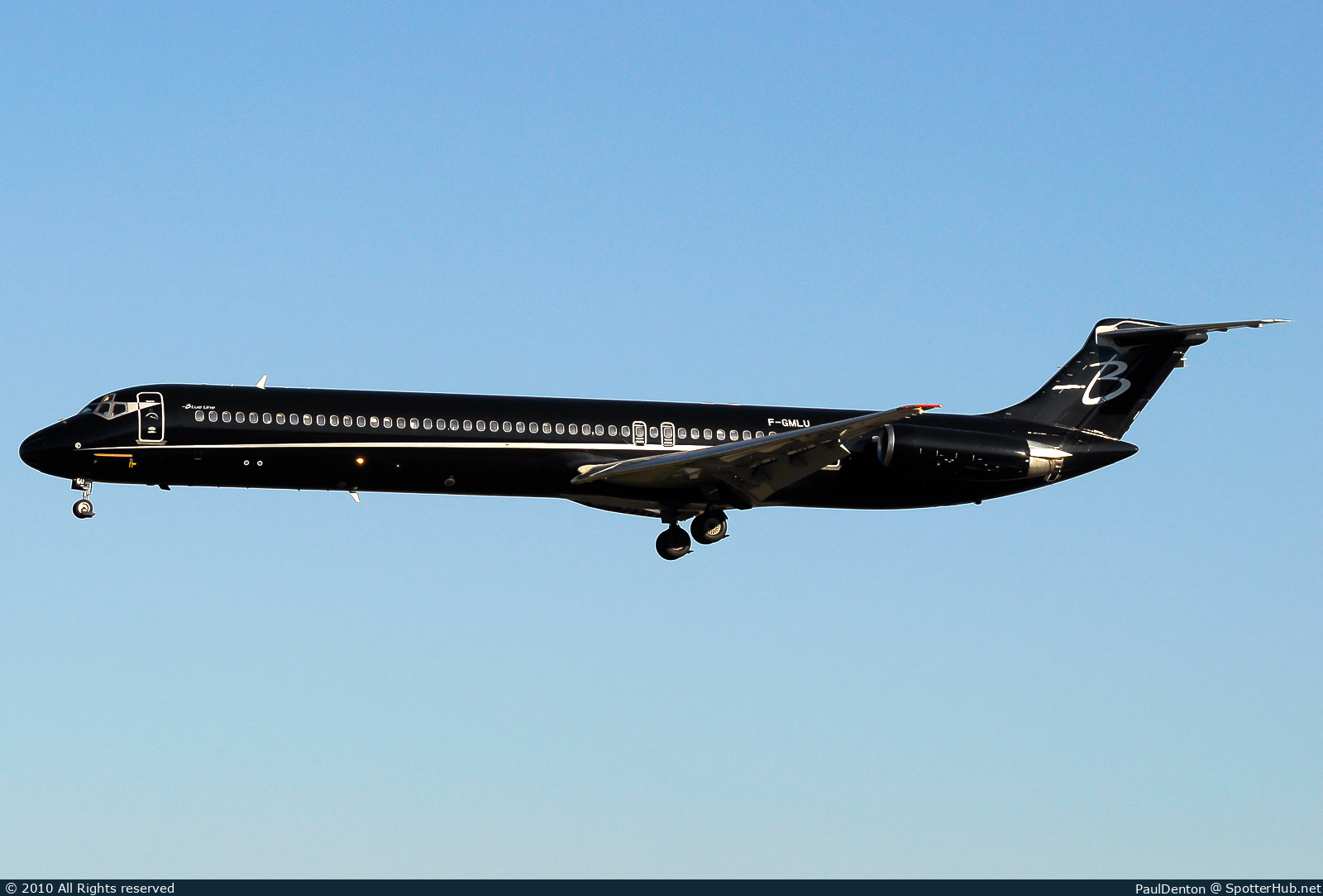 Photo of F-GMLU - McDonnell Douglas MD-83 operated by Blue Line